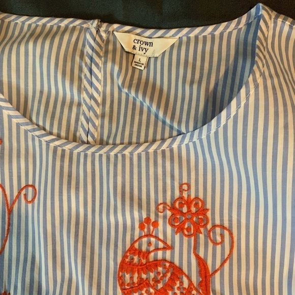 Crown and Ivy embroidered top - Picture 2 of 3